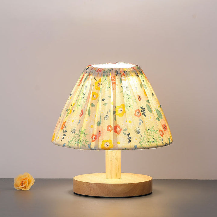 Moderner minimalistischer kreativer Eisenblumenform 1-Lampen Tischlampe