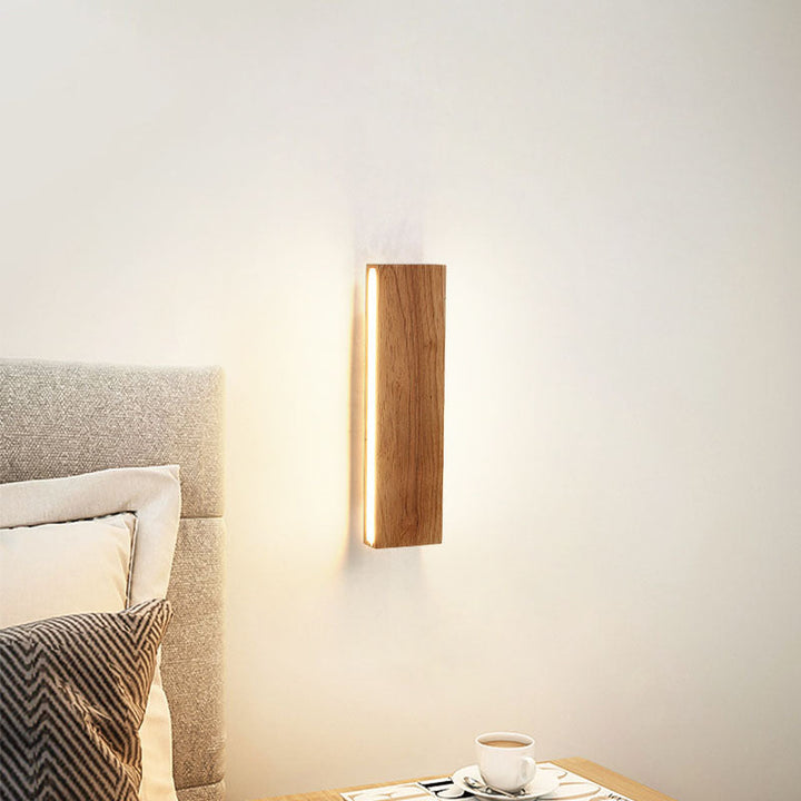 OakBeam | Minimale Massivholz-LED-Wandleuchte