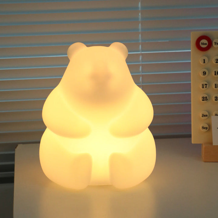 Zeitgenössische Kreative Bär PE LED Tischlampe für das Wohnzimmer