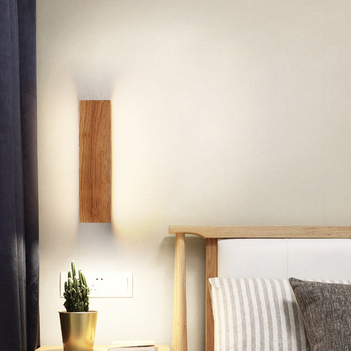 OakBeam | Minimale Massivholz-LED-Wandleuchte