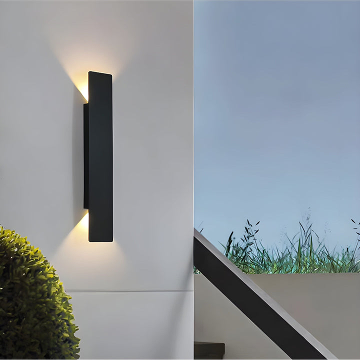 Leicht - Moderne wetterfeste LED-Wandleuchte aus Aluminium für den Außenbereich