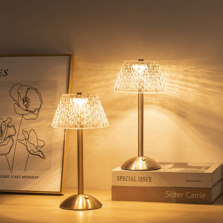 AuraGlow Tischlampe - Wiederaufladbare LED Lampe mit Dimmfunktion