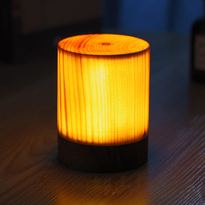 Stylische LED Tischlampe - WoodGlow