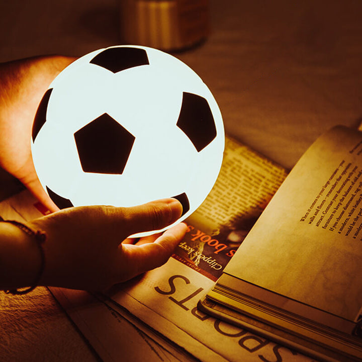 Kreative Fußball Silikon LED Nachttischlampe mit USB-Ladung