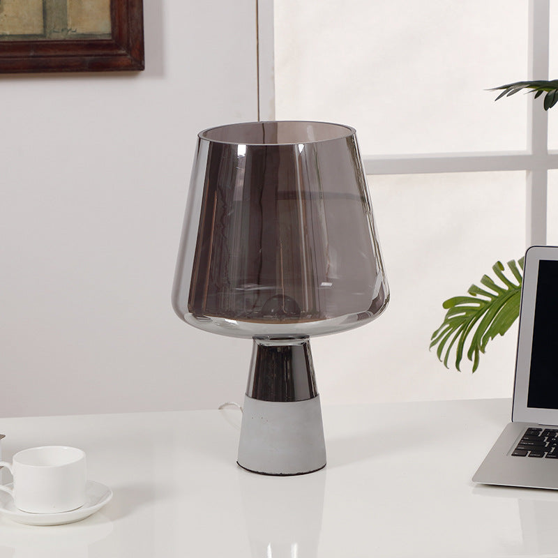 Zeitgenössische Schreibtischlampe