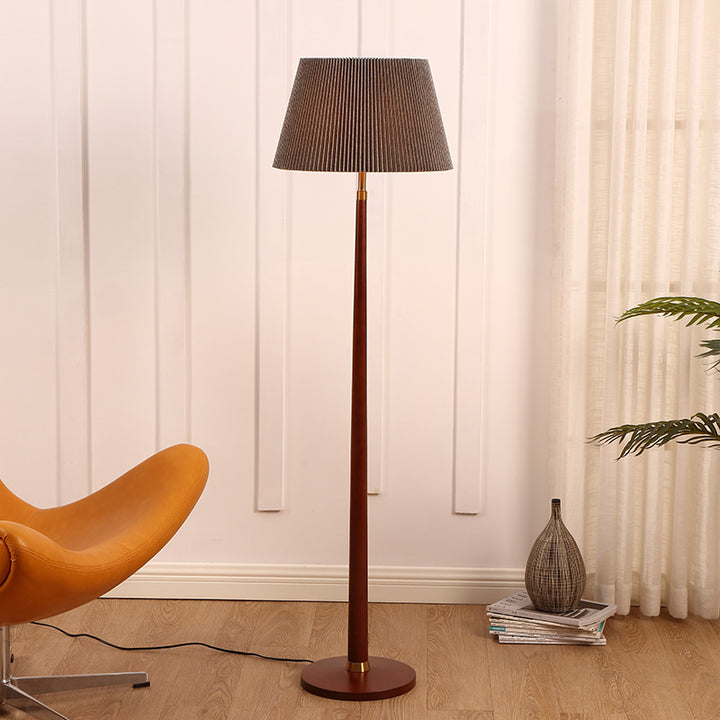 Mid-Century Modern Stehlampe mit geplecktem Schirm