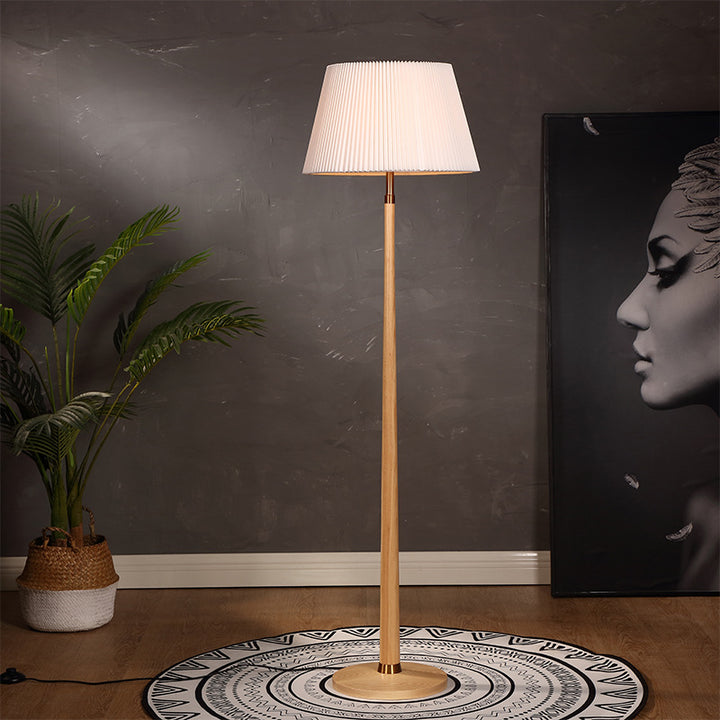 Mid-Century Modern Stehlampe mit geplecktem Schirm