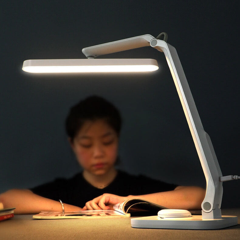 Moderne Schüleraugen-Schutz USB-Laden Faltbare LED-Schreibtischlampe