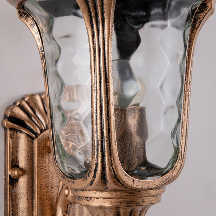 Traditionelle europäische wasserdichte kastellförmige Aluminium-Glas 1-Licht Außenwandleuchte für den Garten