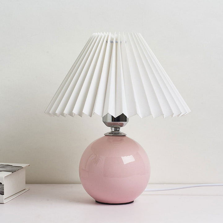 Nordic minimalist 1-Licht Tischlampe aus Keramik mit Falten