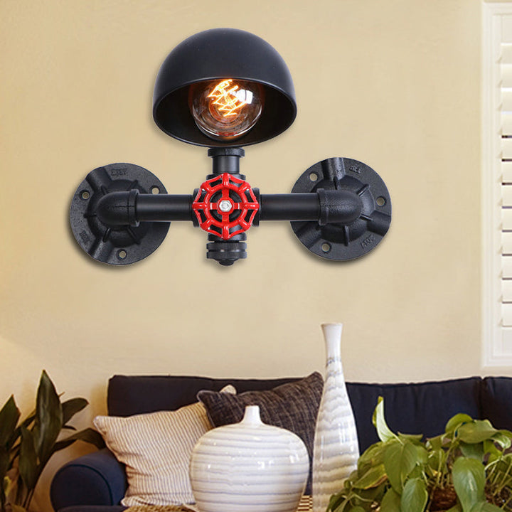 Steampunk Kuppel Wandlampe mit Ventilrad 1 Kopf Metallische Wandbeleuchtung in Schwarz für das Wohnzimmer