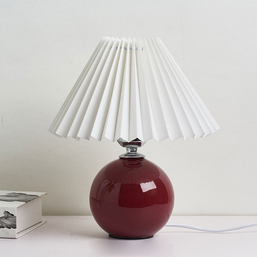 Nordic minimalist 1-Licht Tischlampe aus Keramik mit Falten