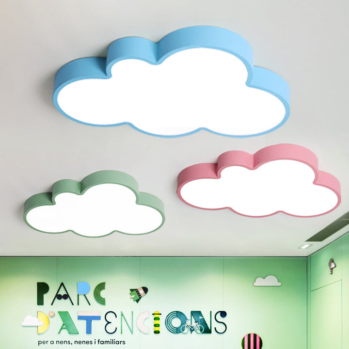 Kinderfreundliche Deckenlampe Wolken-Design