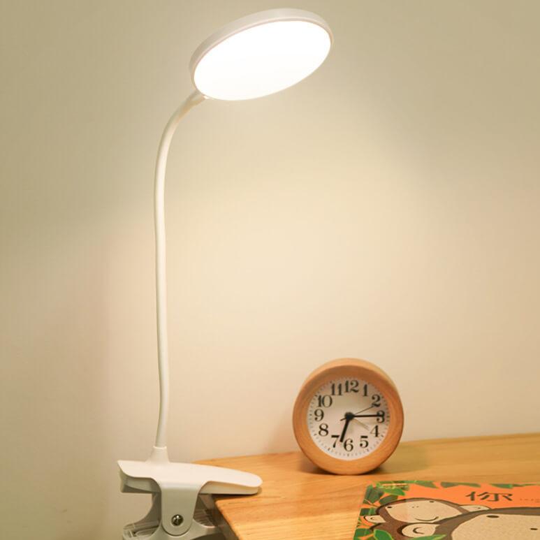 Einfache LED Clip Schreibtischlampe Wiederaufladbar Augen Schutz Nachtlicht