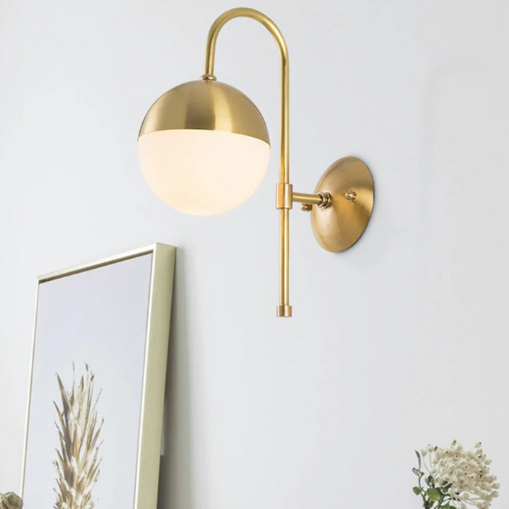 Skandinavische Wandlampe