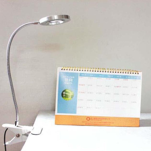 Kreative einfache USB-Hosenknopf LED-Lese-Clip-Schreibtischlampe