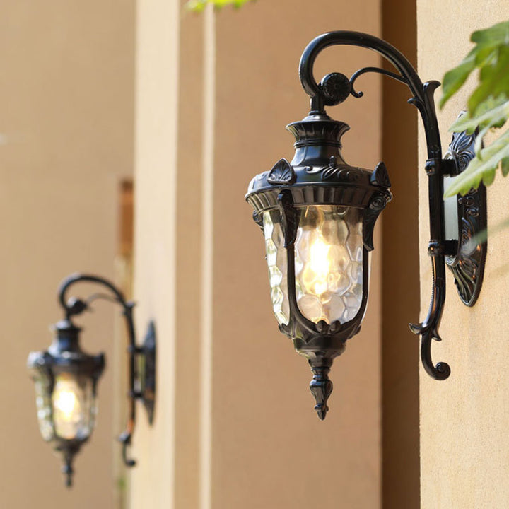 Schwarze Glocken-Wandleuchte Klassisches Rippen-Glas 1 Glühbirne Innenhof-Wandbeleuchtung für Außen