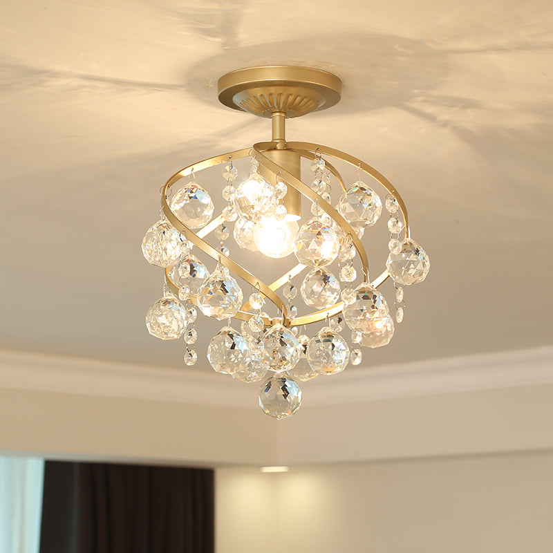 CrystalElegance Pendant - Luxus Deckenleuchte mit Messingakzenten