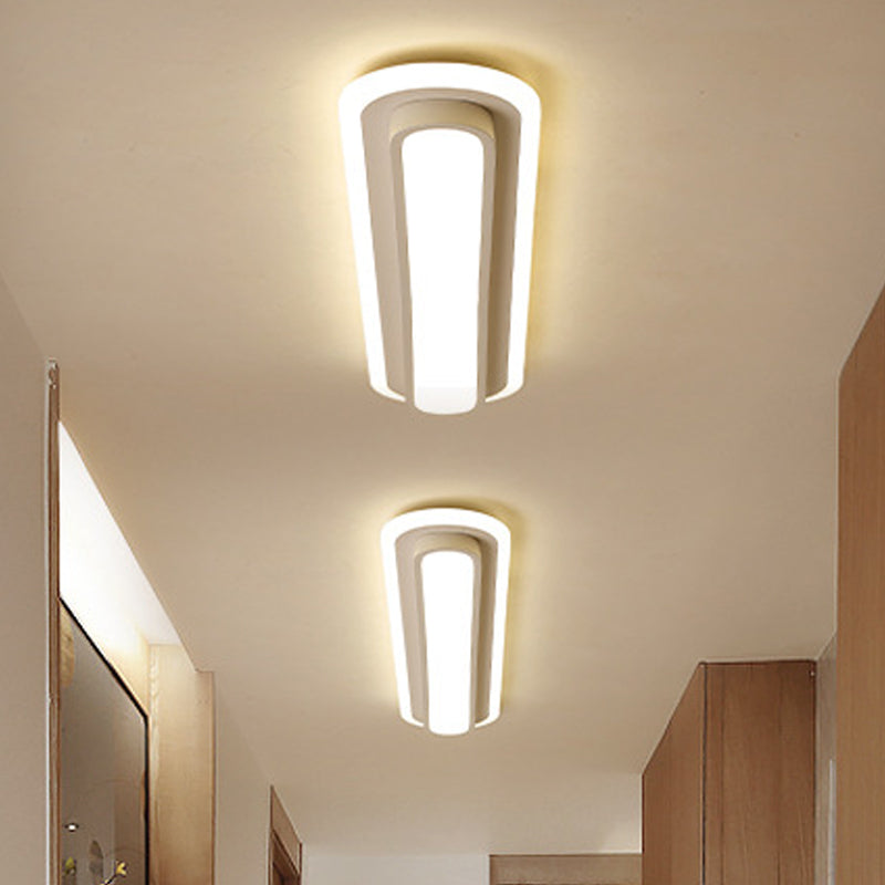 Ovaluxe Glow - Elegantes Schwarz-Weiß LED Licht
