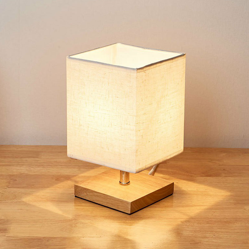 Stilvolle Minimalistische Tischlampe - LinenWood