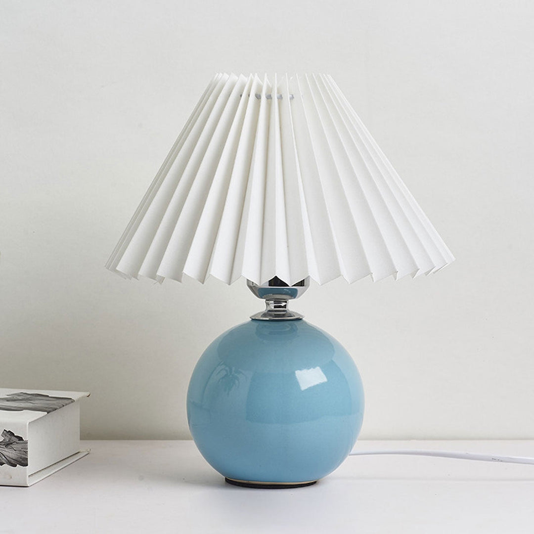 Nordic minimalist 1-Licht Tischlampe aus Keramik mit Falten