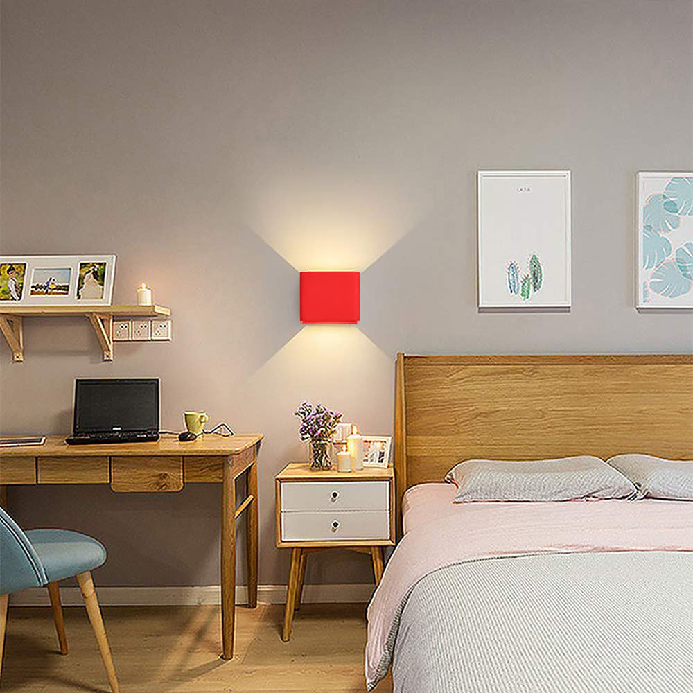 Moderne quadratische Wandlampe