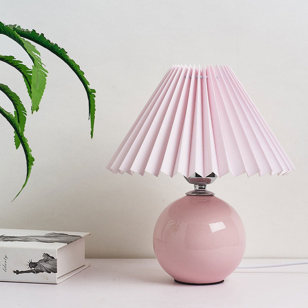 Nordic minimalist 1-Licht Tischlampe aus Keramik mit Falten