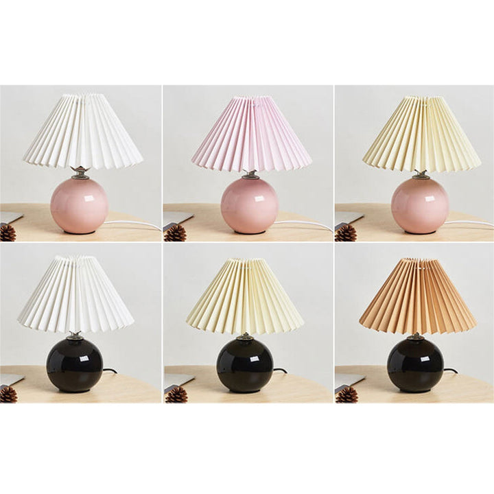 Nordic minimalist 1-Licht Tischlampe aus Keramik mit Falten