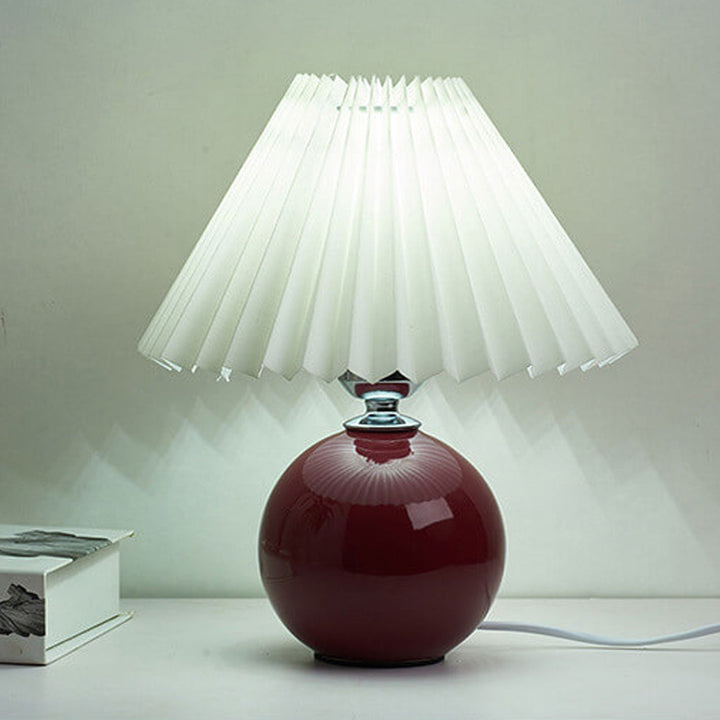 Nordic minimalist 1-Licht Tischlampe aus Keramik mit Falten