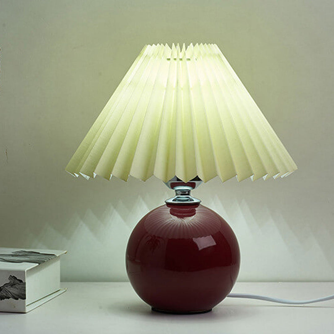 Nordic minimalist 1-Licht Tischlampe aus Keramik mit Falten