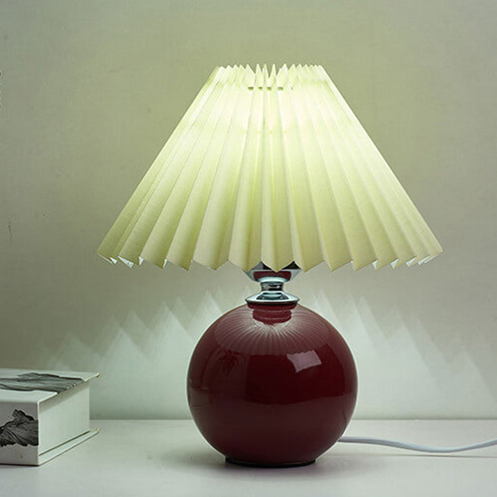 Nordic minimalist 1-Licht Tischlampe aus Keramik mit Falten