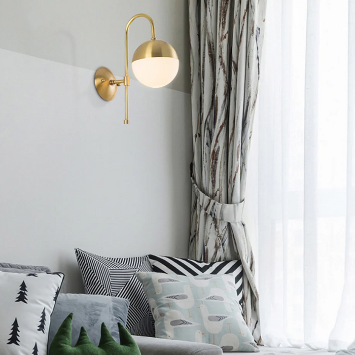 Skandinavische Wandlampe