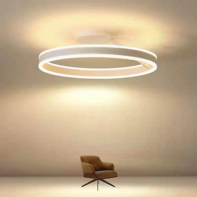 RadiantGlimmer Deckenleuchte - Luxuriöse goldene LED-Beleuchtung mit Metallelementen