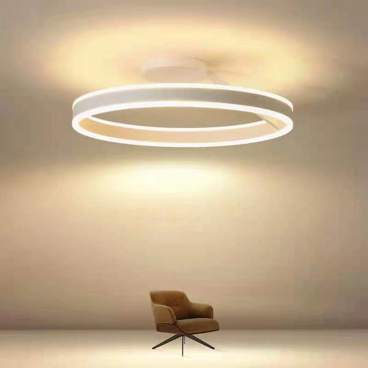 RadiantGlimmer Deckenleuchte - Luxuriöse goldene LED-Beleuchtung mit Metallelementen