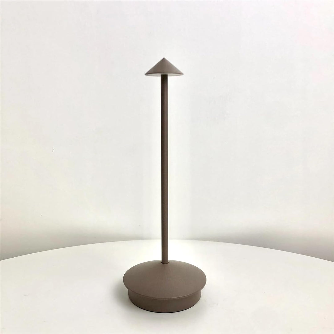Robyn Arrow LED Tischlampe