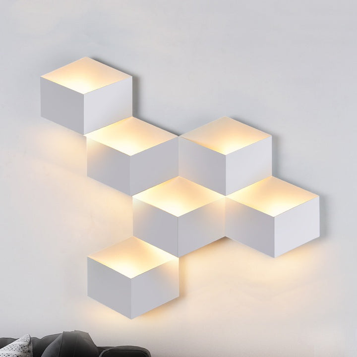 Geometrische Wandleuchte