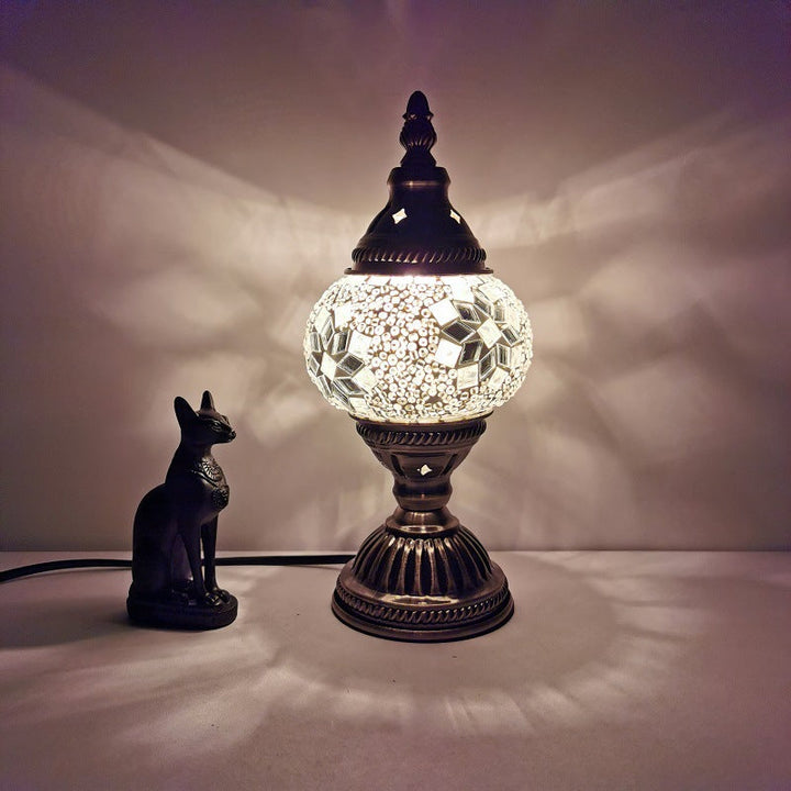 Traditionelle Tiffany Oval Glass Iron 1-Light Tischlampe für das Wohnzimmer