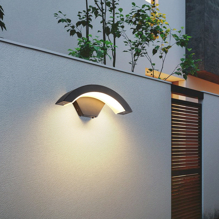 Moderner Minimalistischer Gebogener Aluminium Acryl LED Wandleuchtenlampe Für Garten