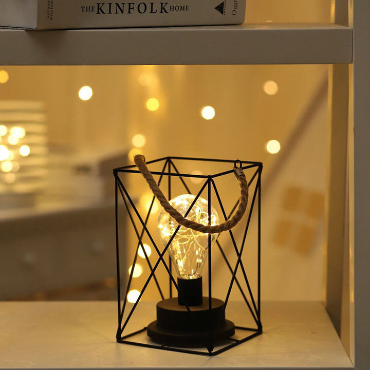 Moderne Minimalistische Vertikal Gestreifte Quadratische Runde Eisen LED Tischlampe Für Das Wohnzimmer
