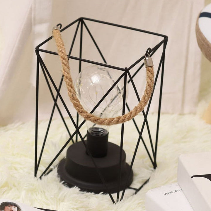 Moderne Minimalistische Vertikal Gestreifte Quadratische Runde Eisen LED Tischlampe Für Das Wohnzimmer