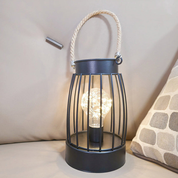 Moderne Minimalistische Vertikal Gestreifte Quadratische Runde Eisen LED Tischlampe Für Das Wohnzimmer