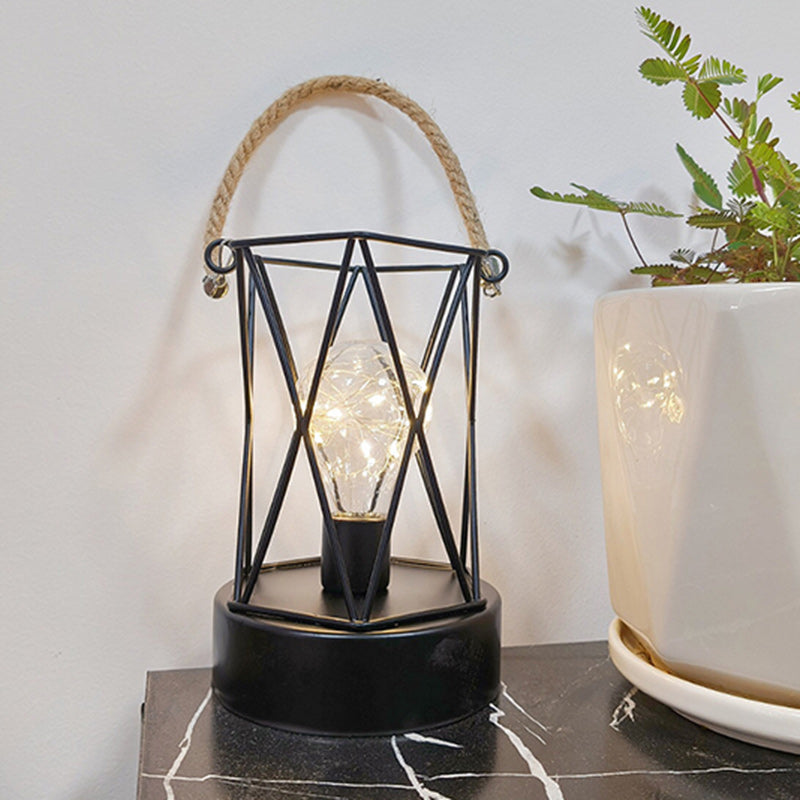 Moderne Minimalistische Vertikal Gestreifte Quadratische Runde Eisen LED Tischlampe Für Das Wohnzimmer