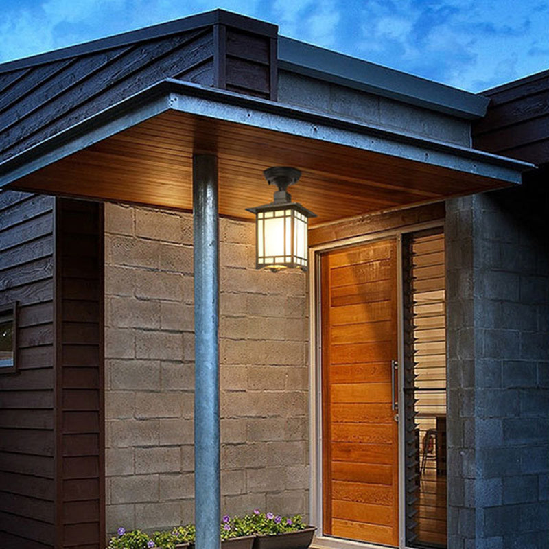 Traditionelle chinesische wasserdichte Eisen-Aluminium-Glas-Zylinder-Pergola 1-Licht Semi-Flush-Mount-Deckenleuchte Außenleuchte für Patio im Freien