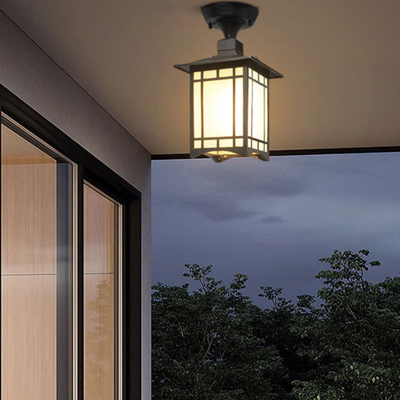 Traditionelle chinesische wasserdichte Eisen-Aluminium-Glas-Zylinder-Pergola 1-Licht Semi-Flush-Mount-Deckenleuchte Außenleuchte für Patio im Freien