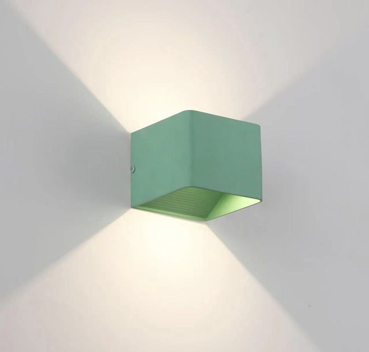 Moderne quadratische Wandlampe