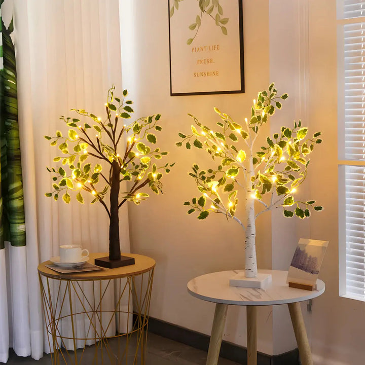 Magische BrightTree Tischlampe Elegantes Baumdesign mit warmem LED-Licht