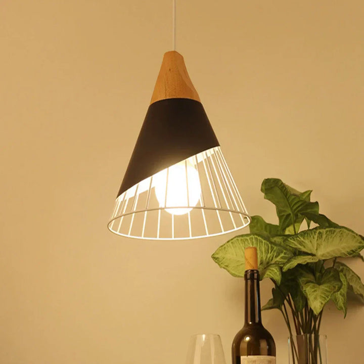Vintage Pendelleuchte mit Kabel – Industrielle Hängeleuchte aus Metall und Holz