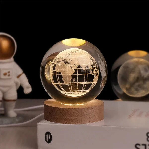 AstroGlobe 3D Lampe – Sphärische Holz-Tischlampe mit warmem LED-Licht und Planetendesign