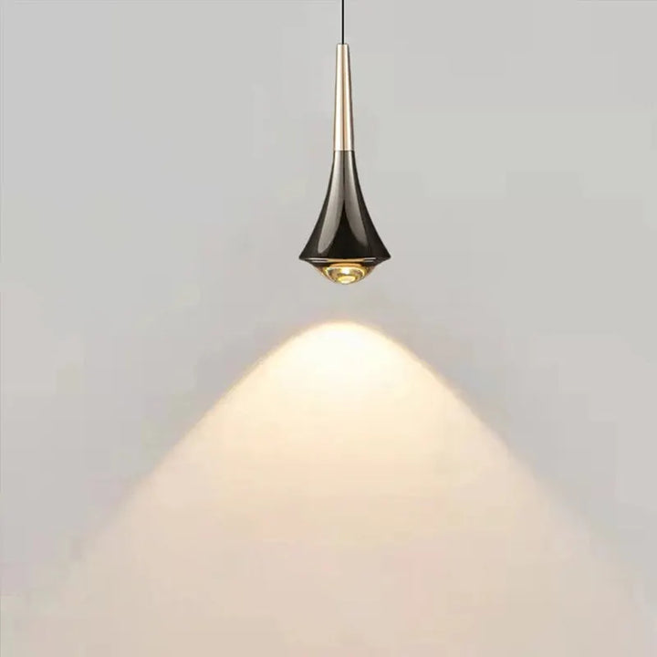 Moderne silberne Pendelleuchte – Stilvolle Beleuchtung für Esszimmer oder Küche