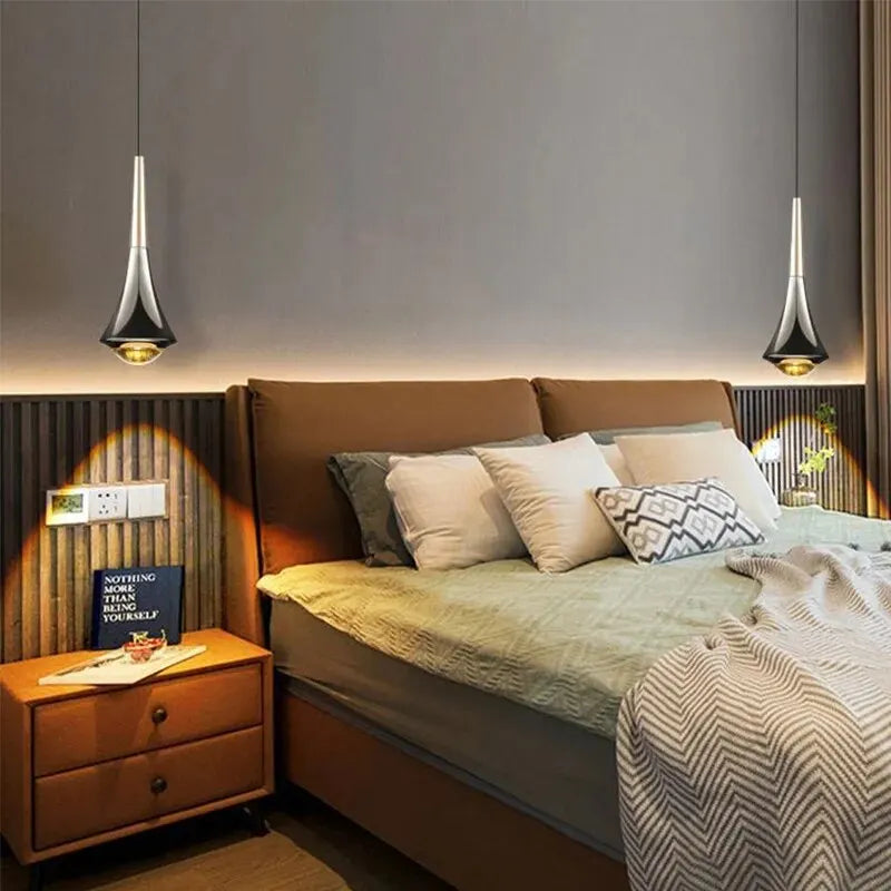 Moderne silberne Pendelleuchte – Stilvolle Beleuchtung für Esszimmer oder Küche